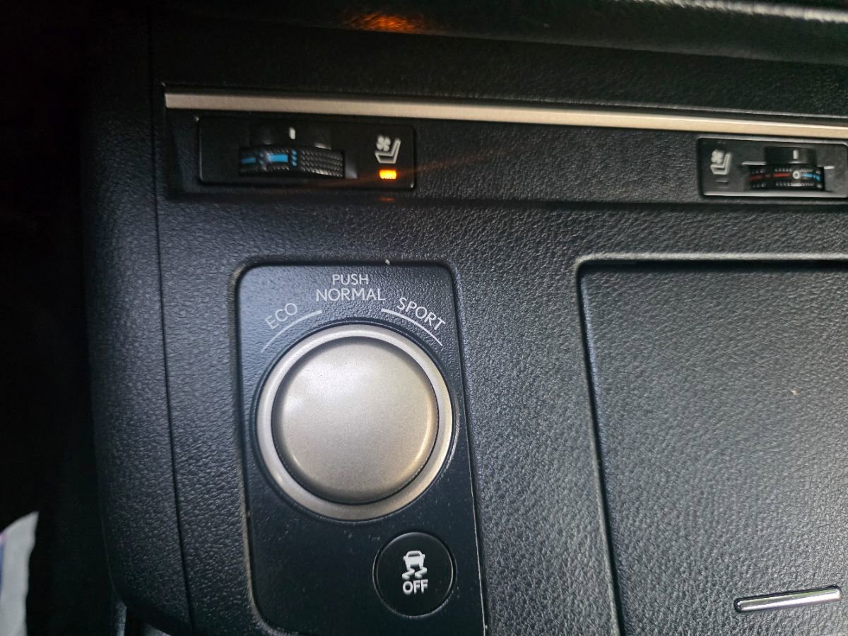 Used 2015 Lexus ES 350 w/ Premium Package FWD image 28