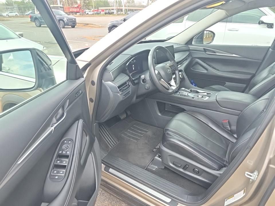 Used 2023 INFINITI QX60 Luxe w/ Cargo Package image 8