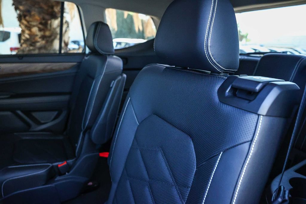 New 2026 Volkswagen Atlas SE image 30