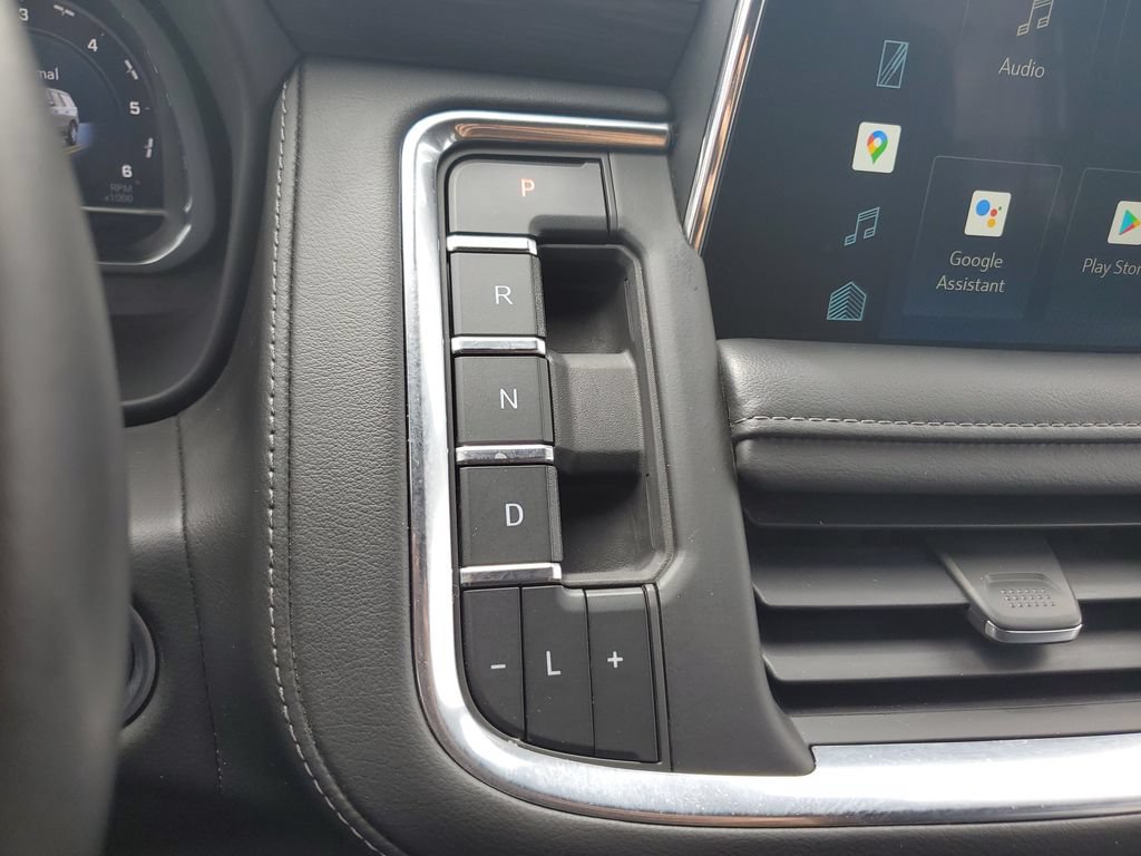 Used 2022 Chevrolet Tahoe LT w/ Luxury Package RWD image 28