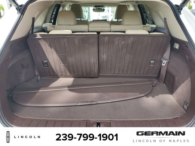 Used 2020 Lexus RX 350L Premium w/ Premium Package image 23