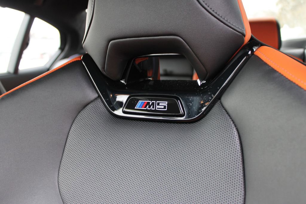 Used 2026 BMW M5 w/ Carbon Package image 11