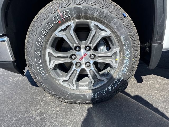 New 2026 GMC Sierra 1500 SLE image 30