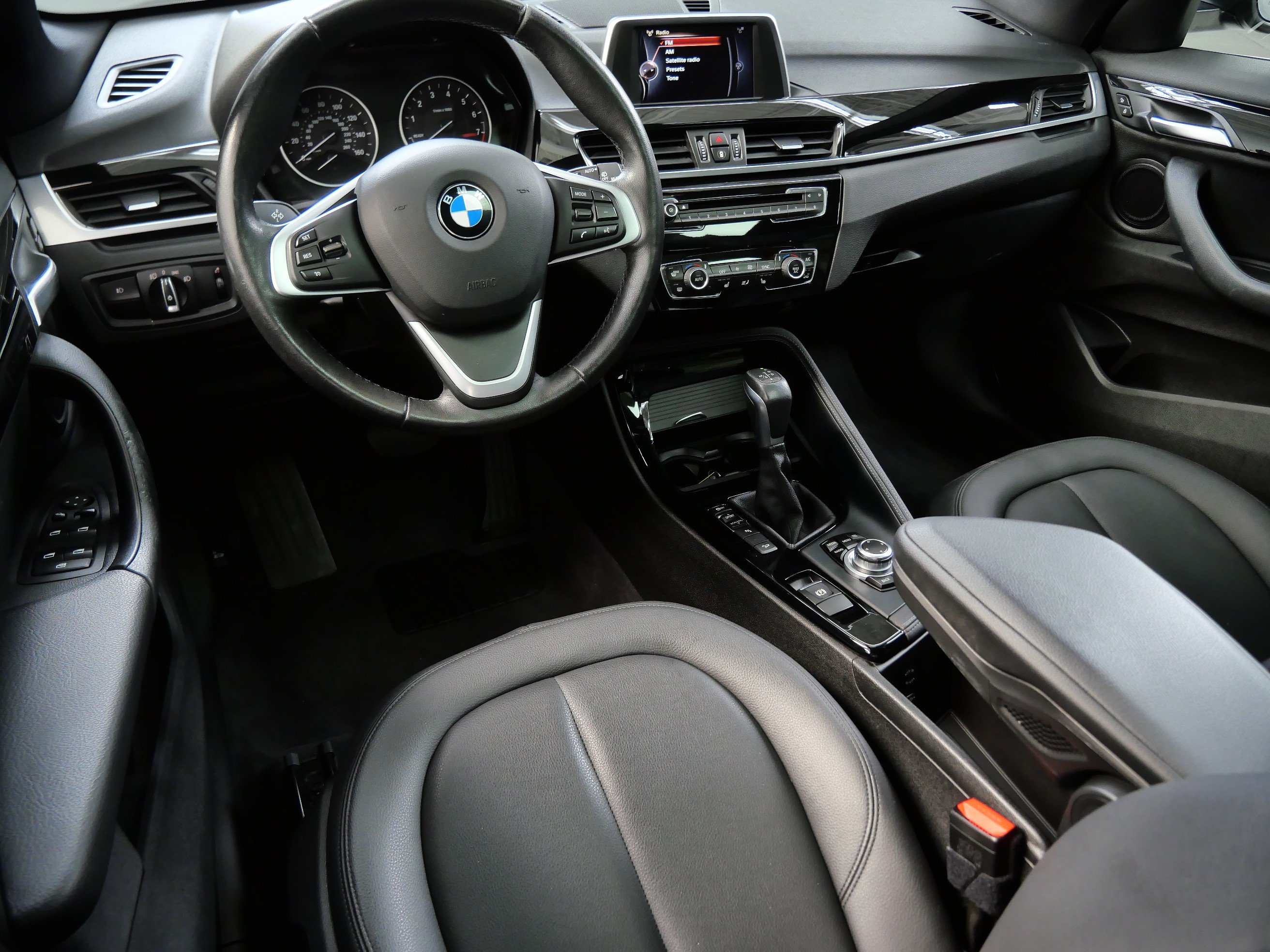 Used 2016 BMW X1 xDrive28i AWD/4WD image 2