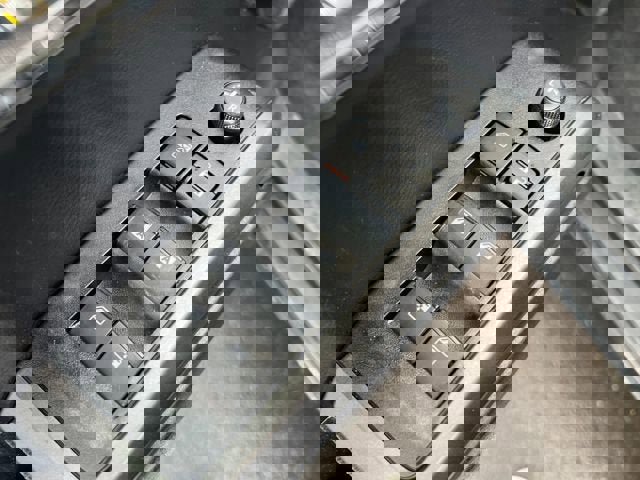 Used 2020 Toyota Tacoma TRD Off-Road w/ Technology Package image 12