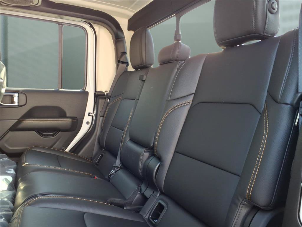 New 2026 Jeep Gladiator Sport AWD/4WD image 11