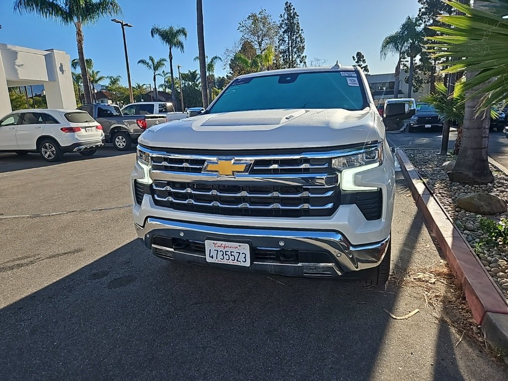 Used 2024 Chevrolet Silverado 1500 LTZ w/ LTZ Premium Package image 2