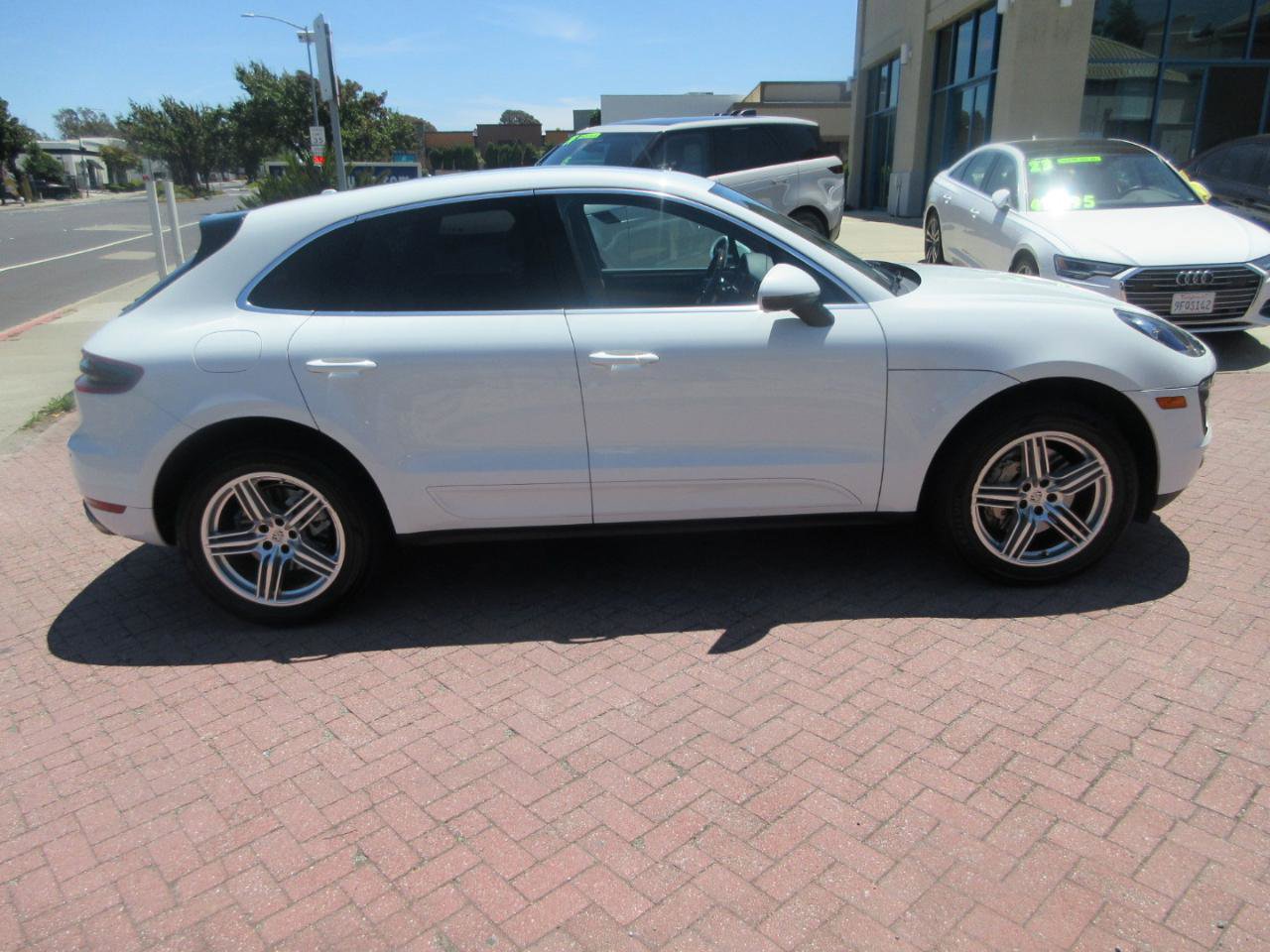 Used 2017 Porsche Macan S AWD/4WD image 76