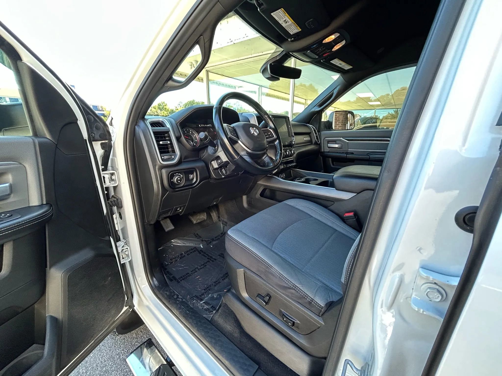 Used 2022 RAM 3500 Big Horn w/ Level C Equiment Group image 10