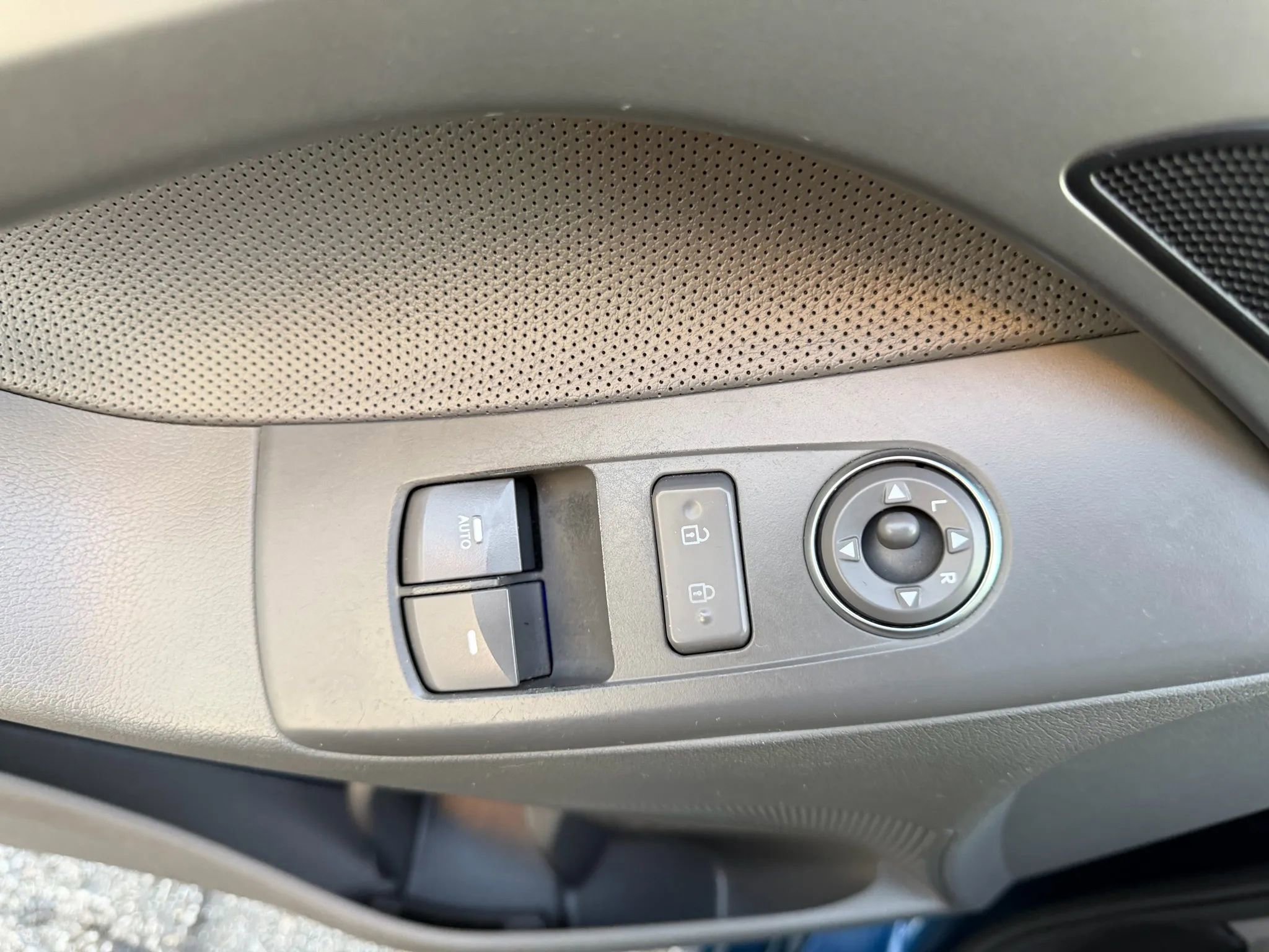 Used 2014 Hyundai Elantra w/ Option Group 2 image 19