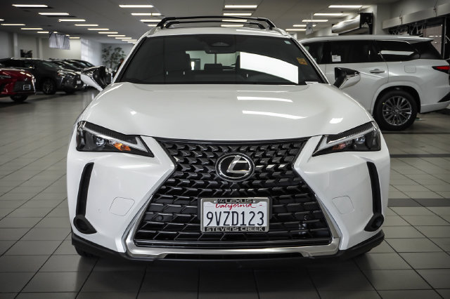 Certified 2025 Lexus UX 300h FWD w/ Accessory Package (Z2) image 4