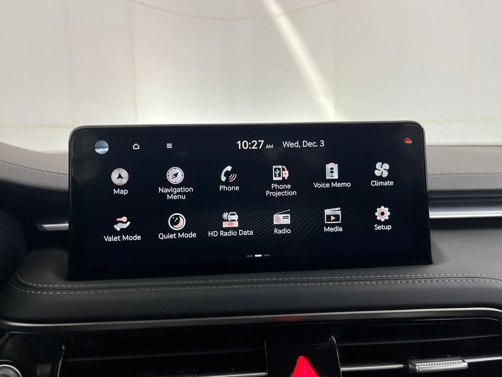 Used 2025 Genesis G70 2.5T image 64