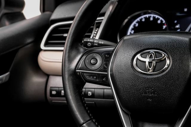 Used 2018 Toyota Camry XLE FWD image 23