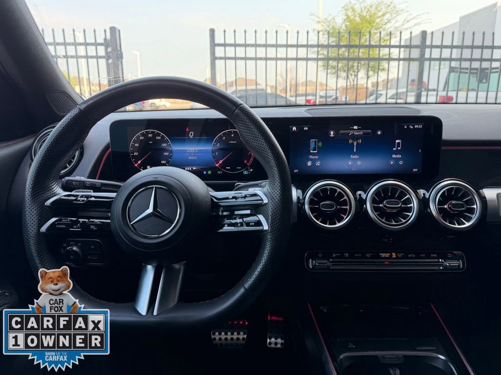 Used 2024 Mercedes-Benz GLB 250 image 5