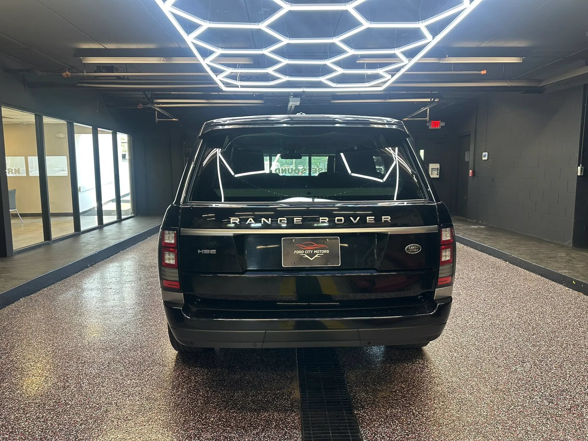 Used 2014 Land Rover Range Rover HSE AWD/4WD image 6