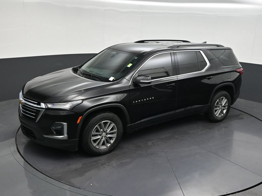 Used 2023 Chevrolet Traverse LT FWD image 16