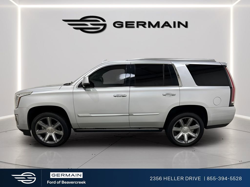 Used 2016 Cadillac Escalade Premium RWD image 4