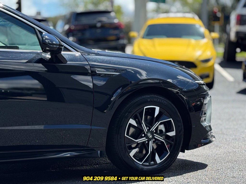 Used 2025 Hyundai Sonata SEL FWD image 9