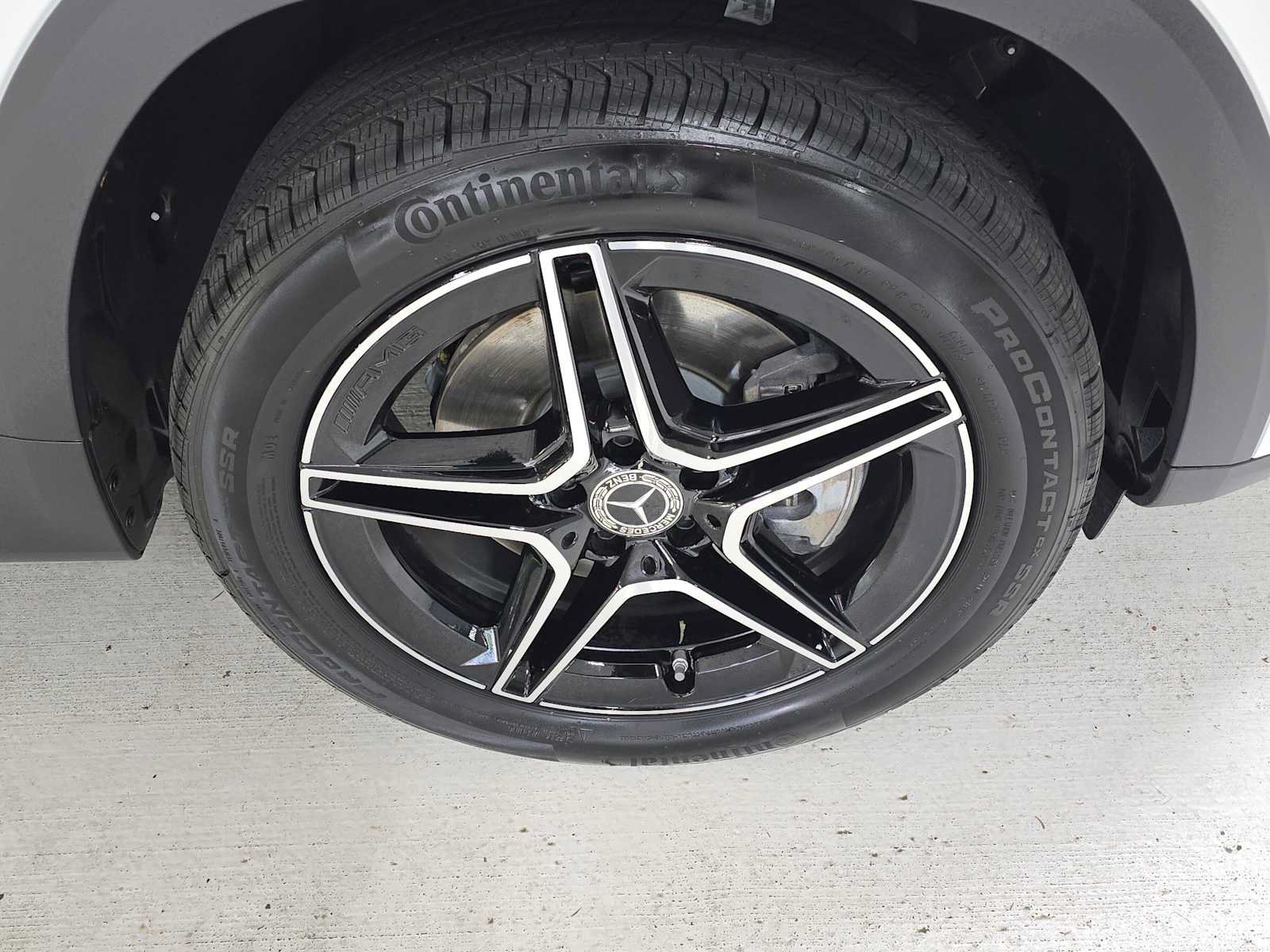 Certified 2026 Mercedes-Benz GLB 250 4MATIC image 9