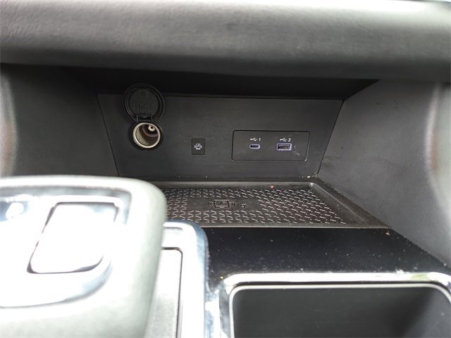 Certified 2025 Nissan Pathfinder SL image 27