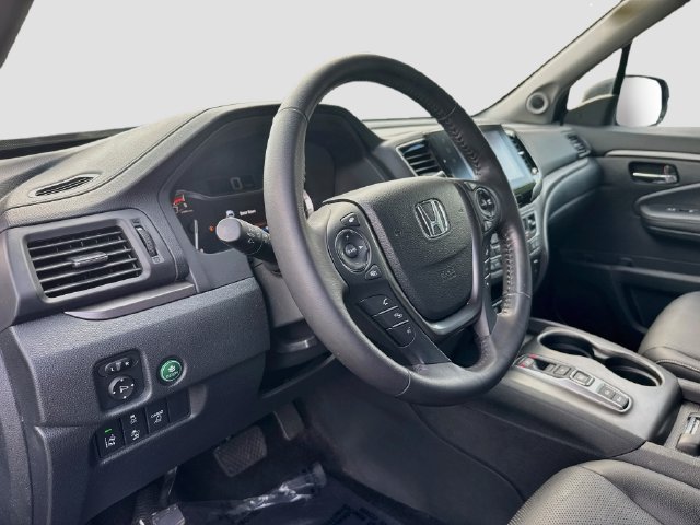 Certified 2023 Honda Ridgeline RTL image 11