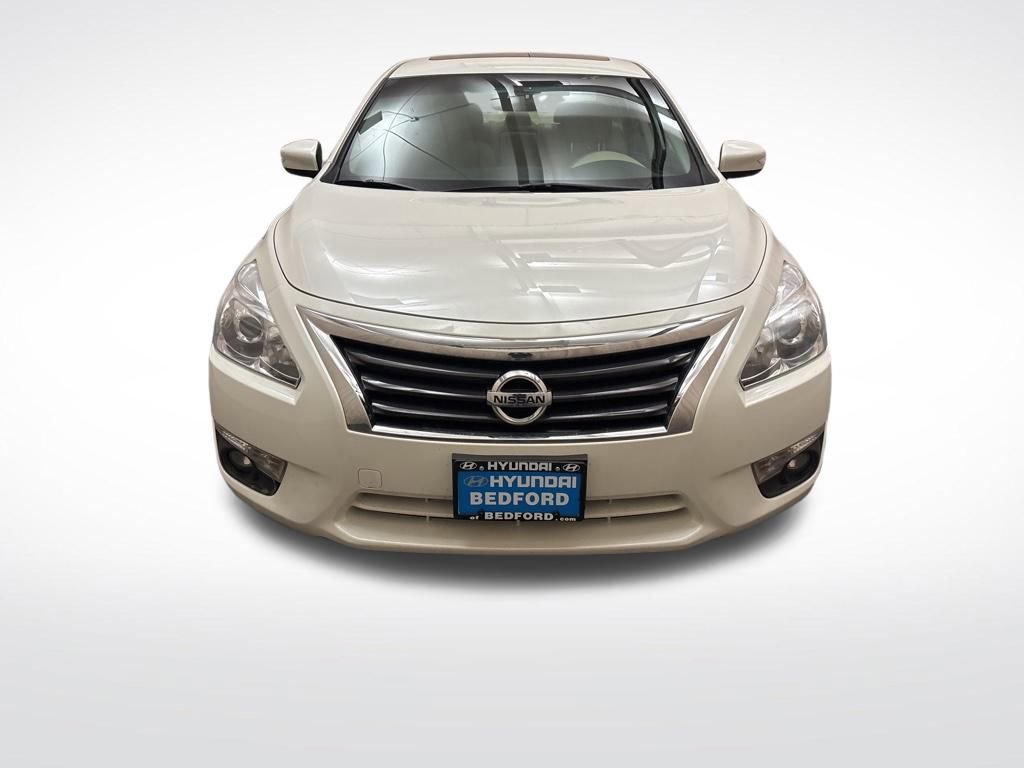 Used 2015 Nissan Altima 2.5 SL w/ Moonroof Package image 2