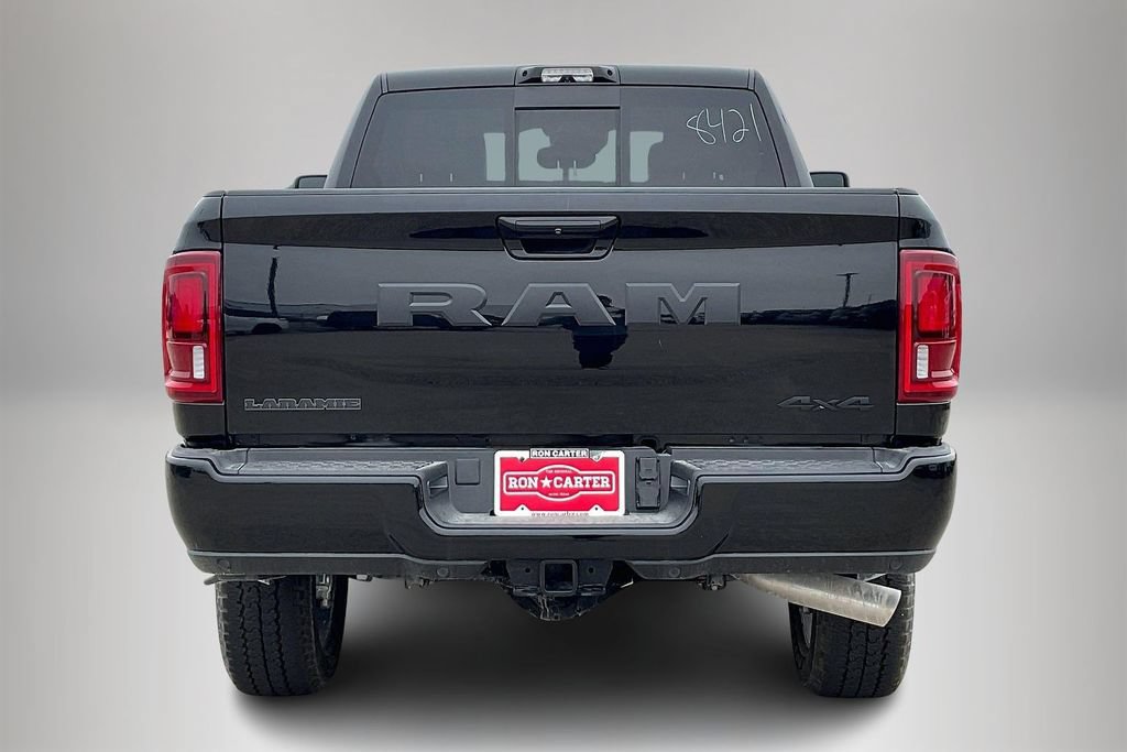 New 2026 RAM 2500 Laramie AWD/4WD image 3