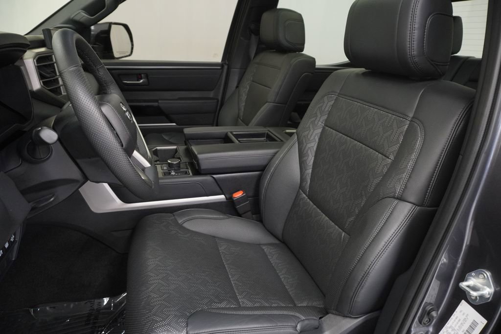 Used 2025 Toyota Tundra Limited image 16