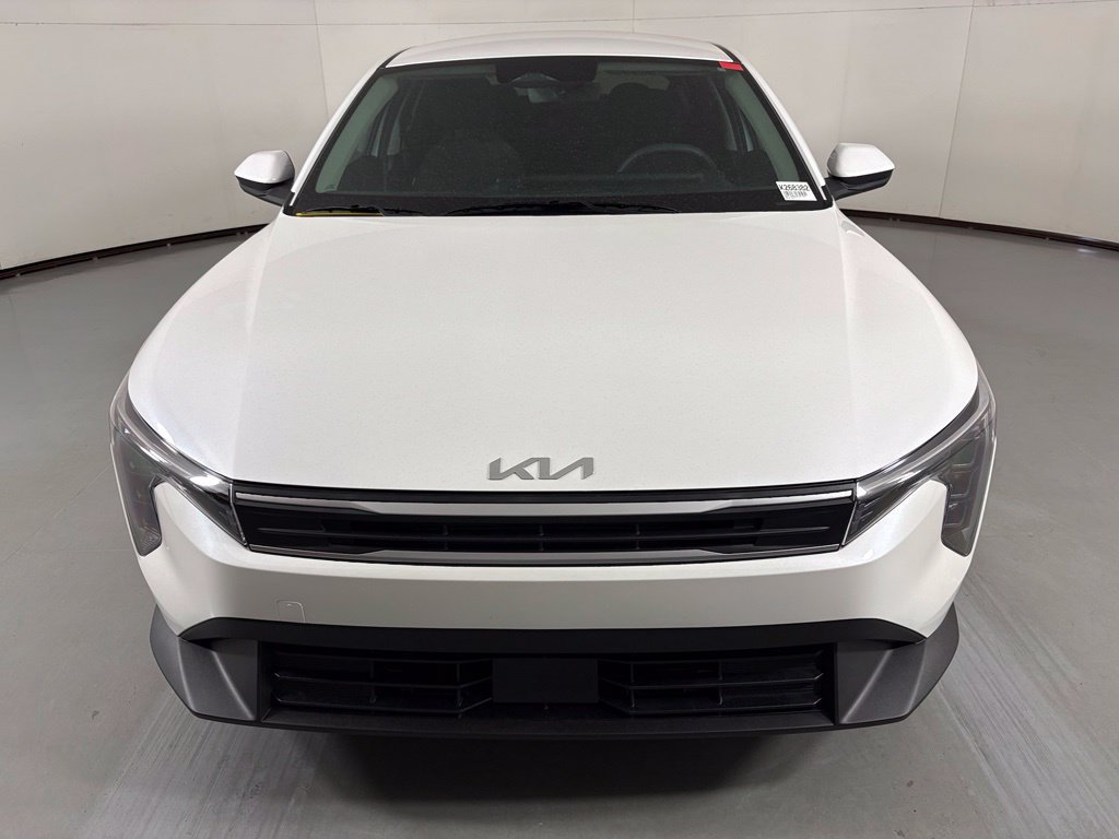 New 2026 Kia K4 FWD image 3