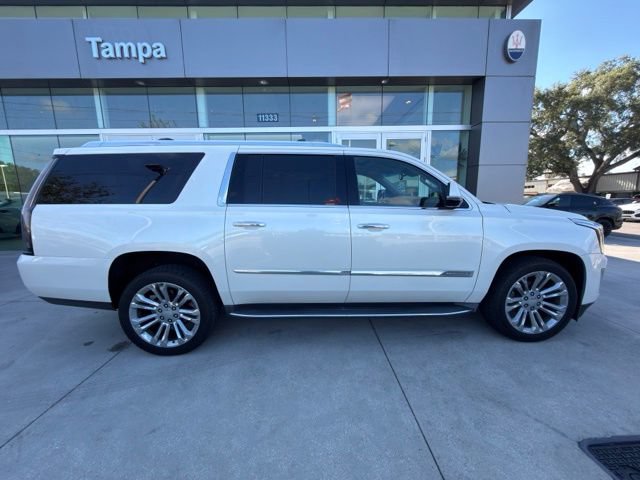 Used 2015 Cadillac Escalade ESV Luxury AWD/4WD image 18