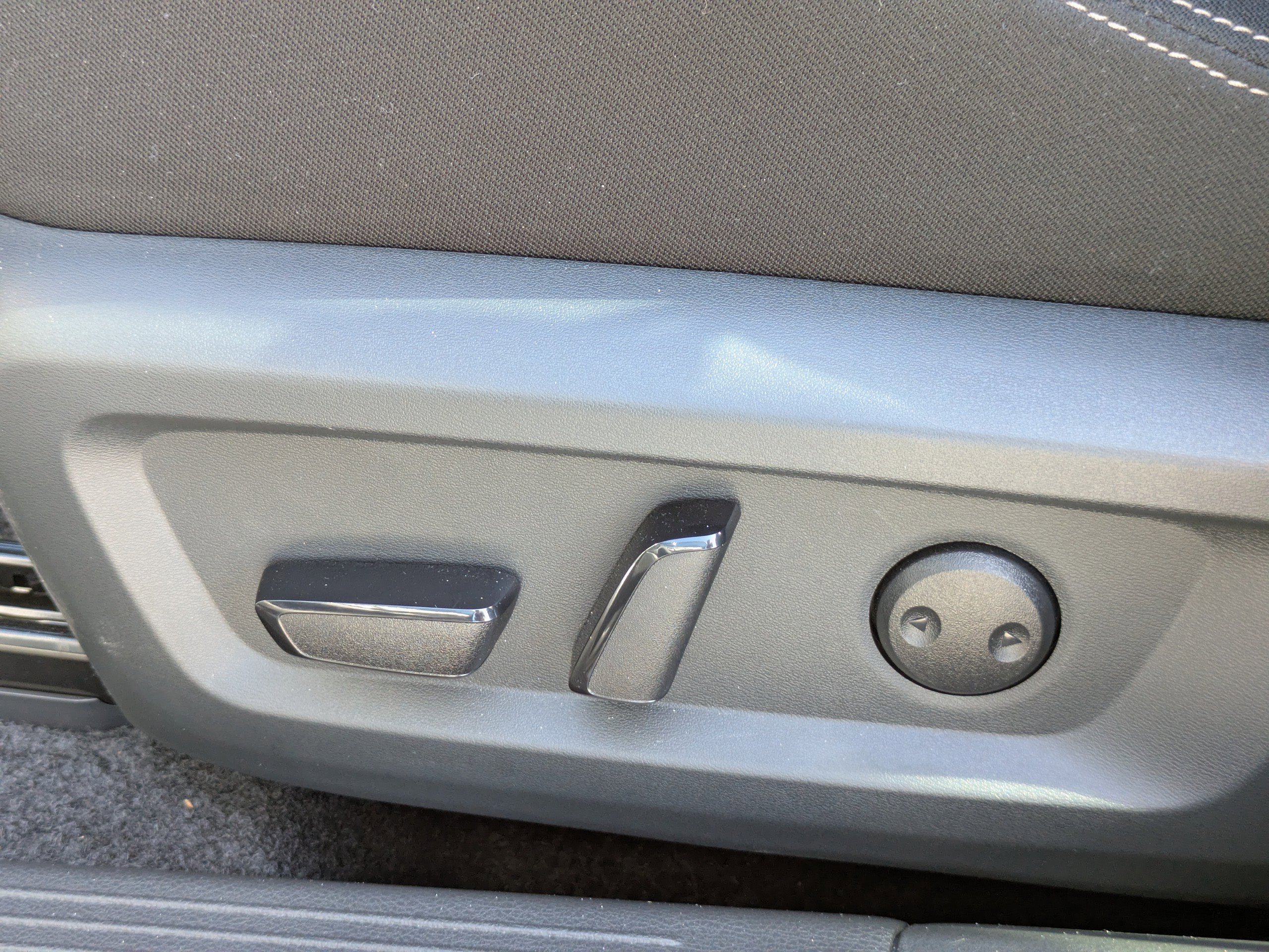 Certified 2026 Nissan Rogue SV w/ Cold Weather Package FWD image 22