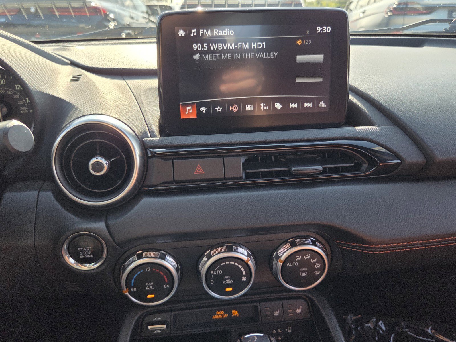Used 2023 MAZDA MX-5 Miata Grand Touring RWD image 19