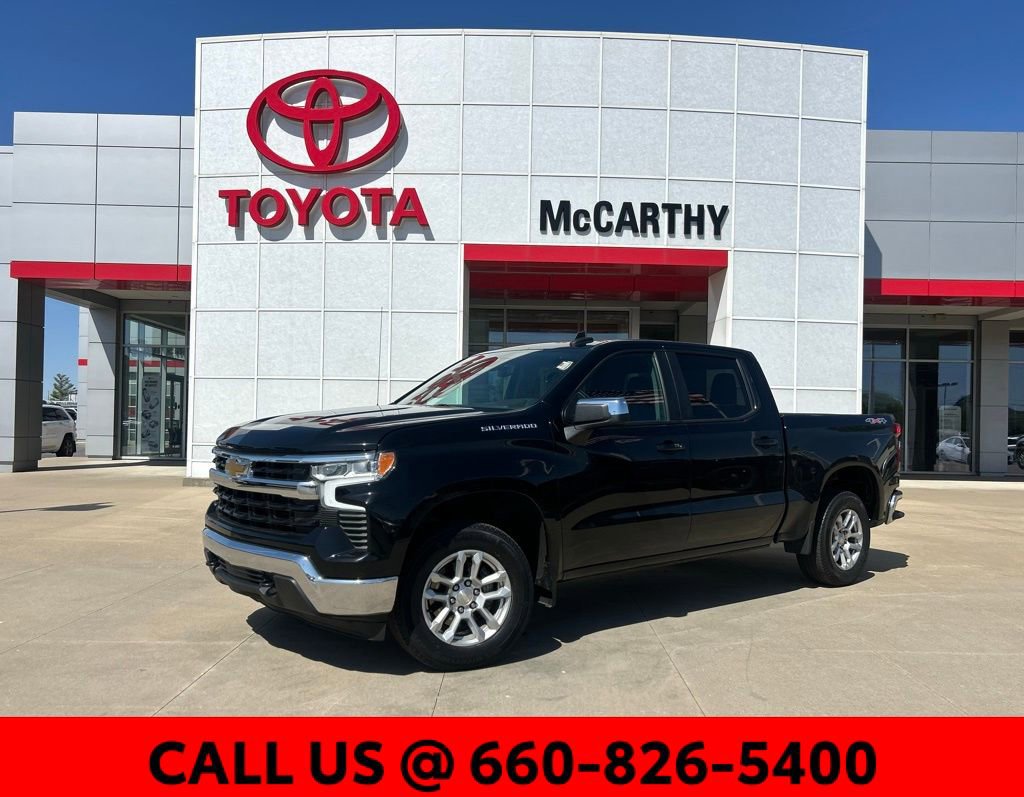 Used 2022 Chevrolet Silverado 1500 LT AWD/4WD image 1