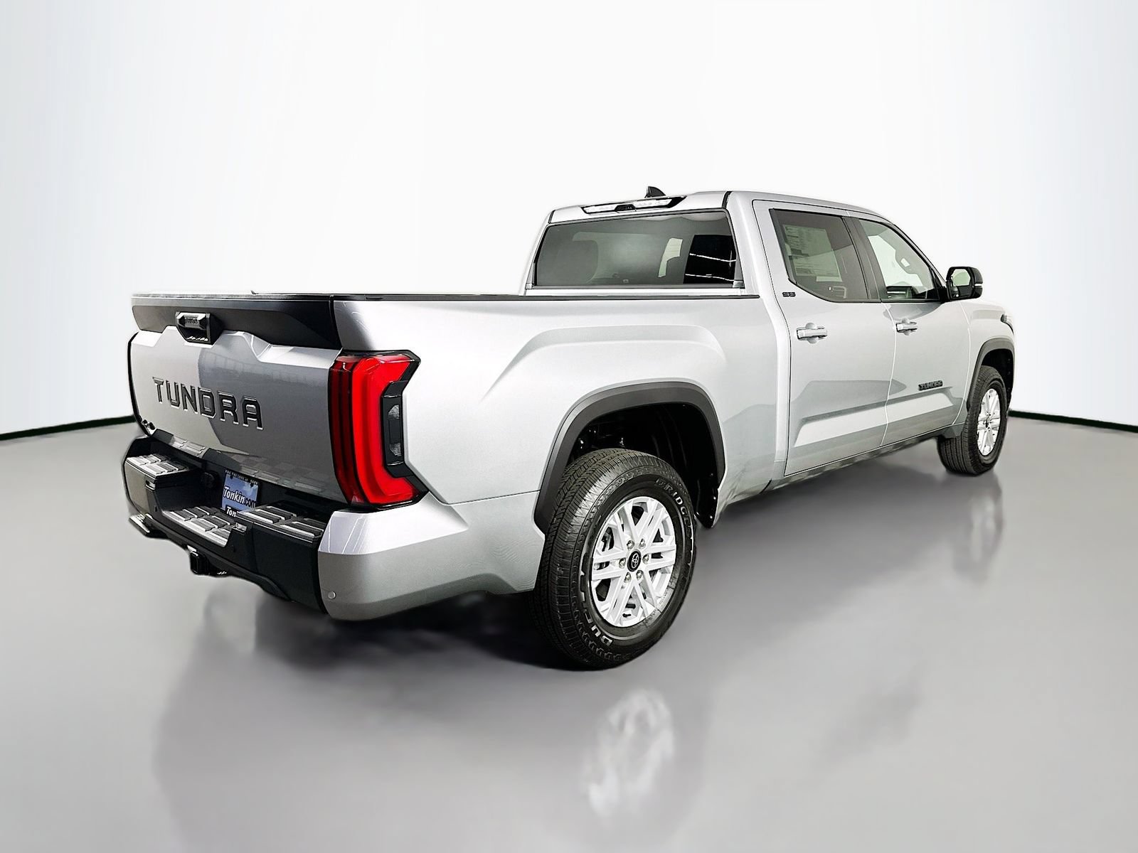New 2026 Toyota Tundra SR5 w/ SR5 Premium Package AWD/4WD image 7