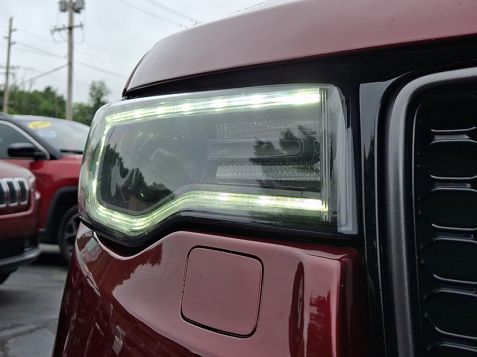 Certified 2018 Jeep Grand Cherokee High Altitude AWD/4WD image 9