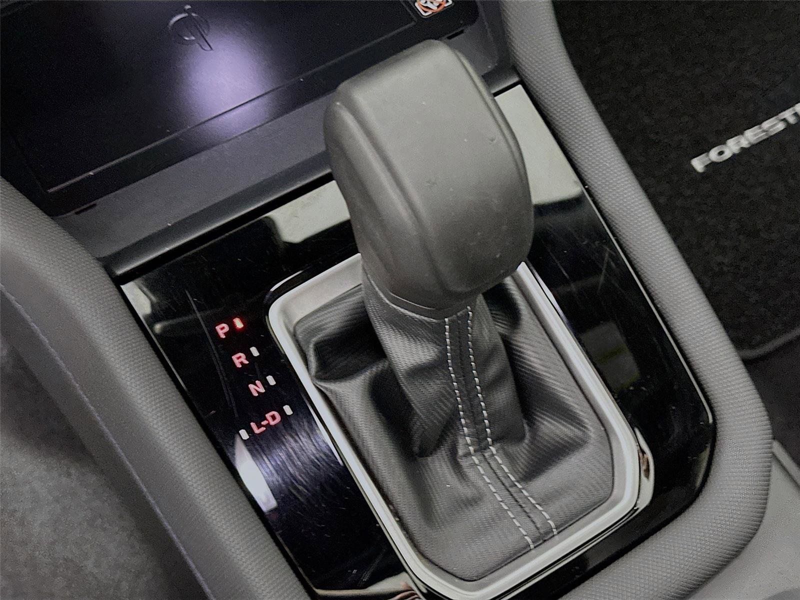 Used 2025 Subaru Forester Premium image 18