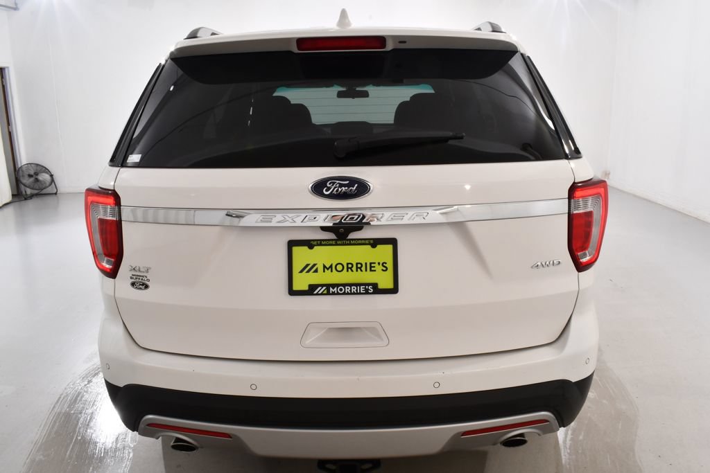 Used 2017 Ford Explorer XLT AWD/4WD image 13