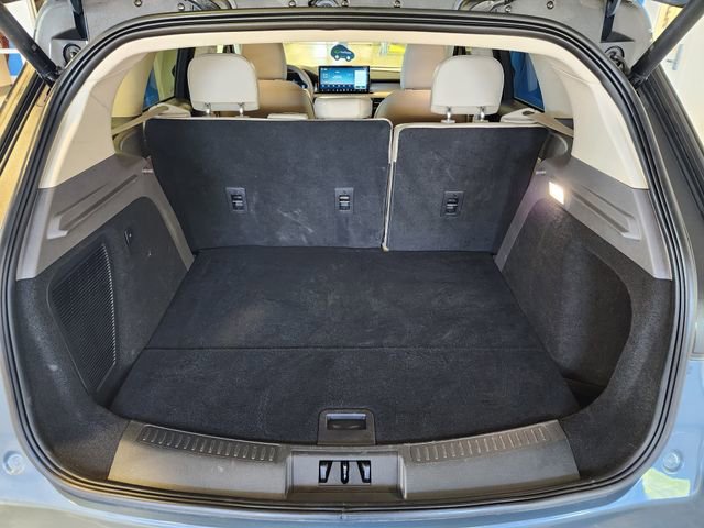 Used 2023 Lincoln Corsair FWD image 13