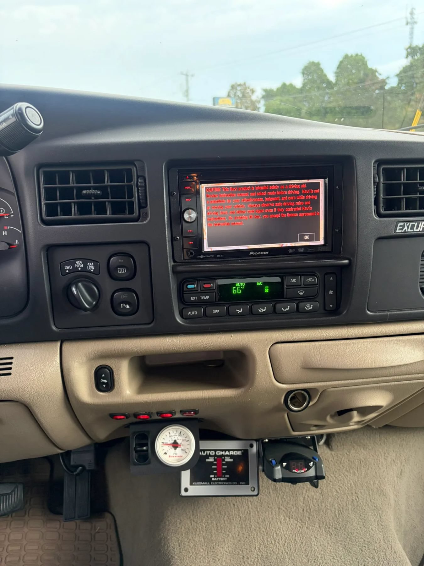 Used 2005 Ford Excursion Eddie Bauer AWD/4WD image 50