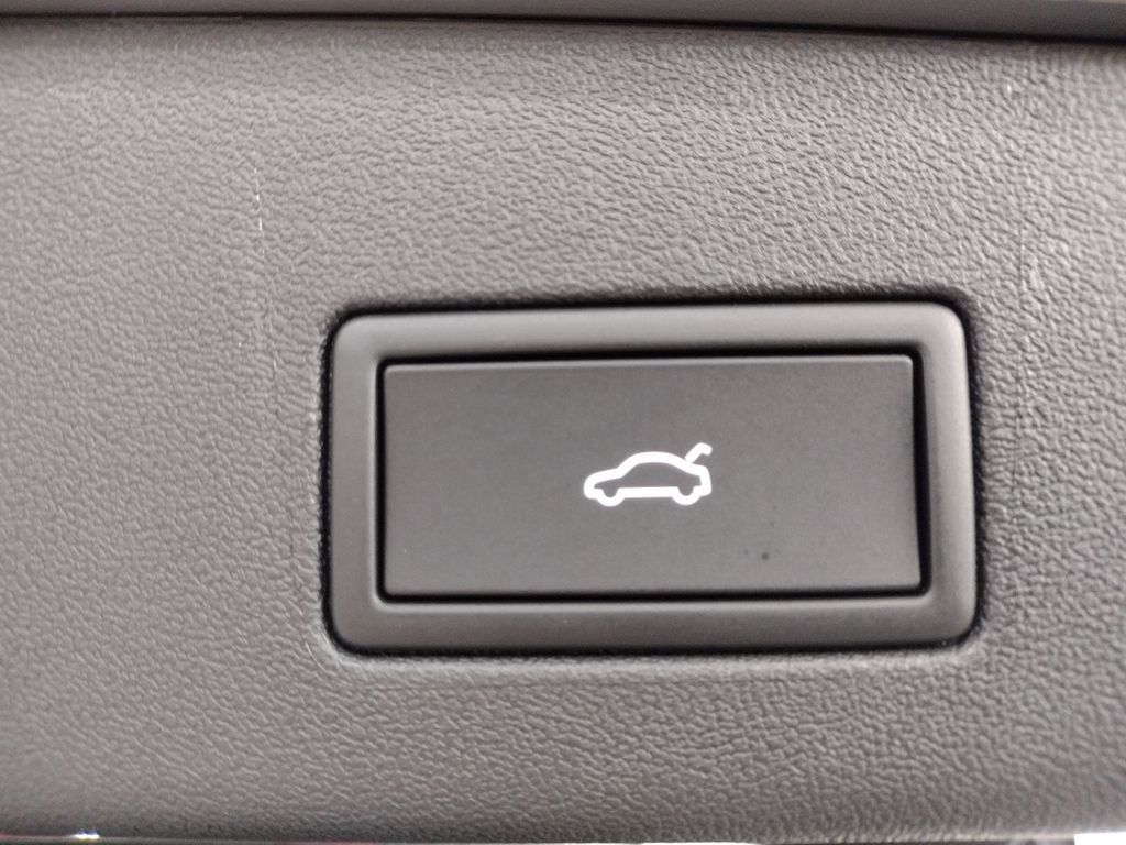 New 2025 Volkswagen ID.4 Pro S image 16