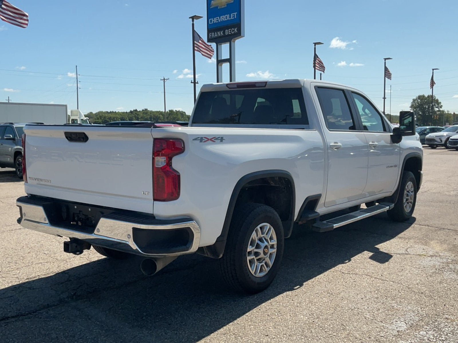 Used 2024 Chevrolet Silverado 2500 LT AWD/4WD image 7