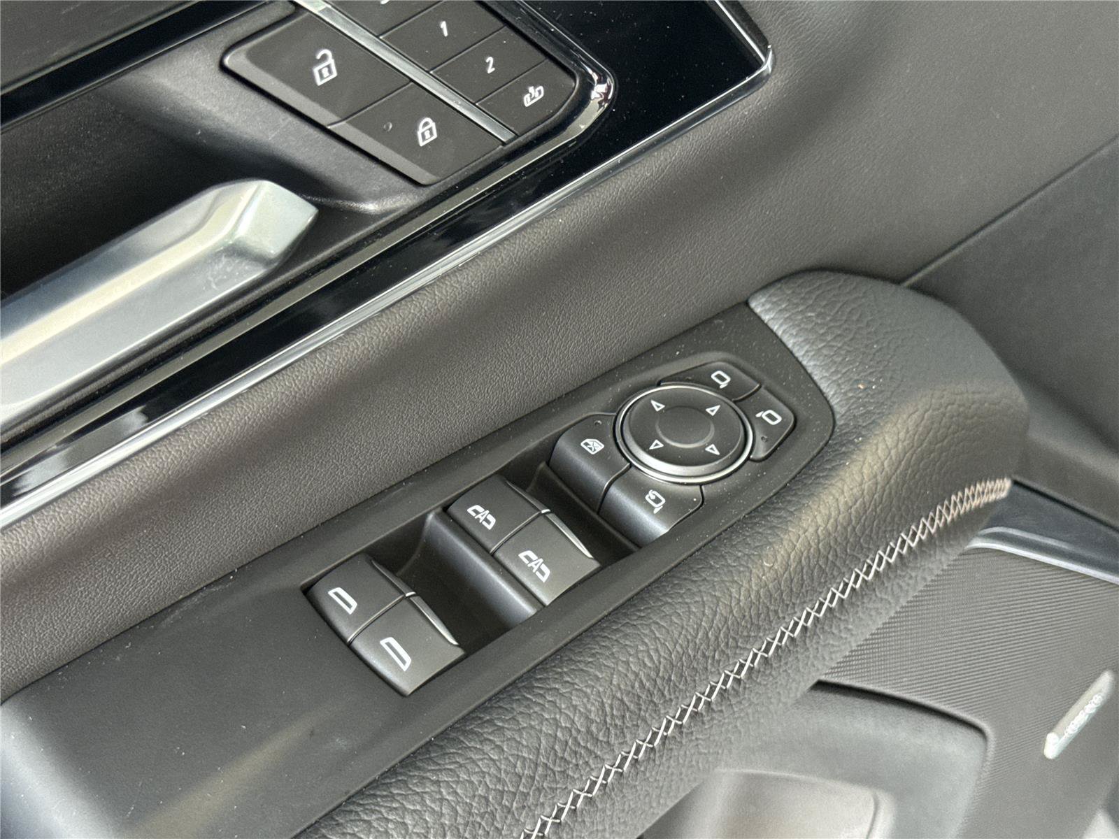 New 2026 GMC Yukon XL Denali w/ Sun & Power Step Package RWD image 18