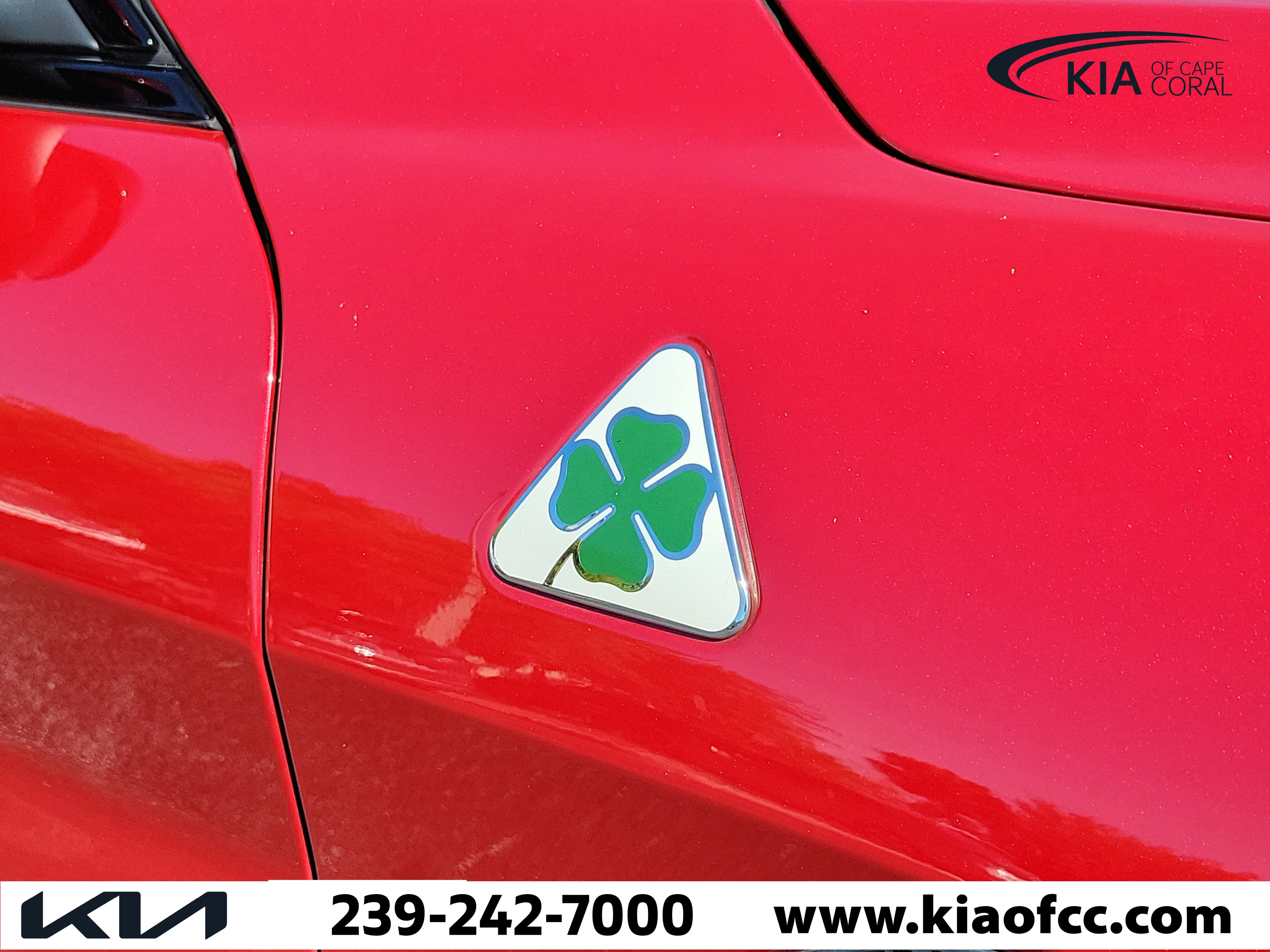 Used 2018 Alfa Romeo Giulia Quadrifoglio image 9