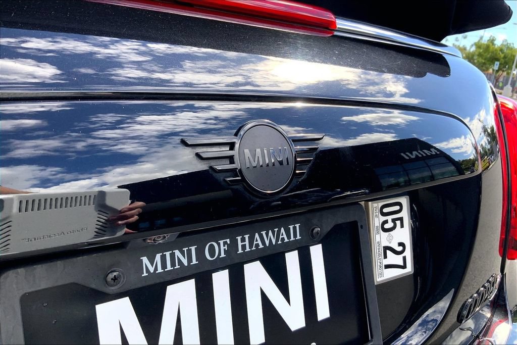 Used 2023 MINI Cooper S w/ Signature Upholstery Package FWD image 31