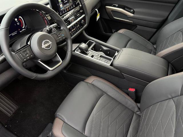 New 2025 Nissan Pathfinder Platinum w/ Cargo Package image 17