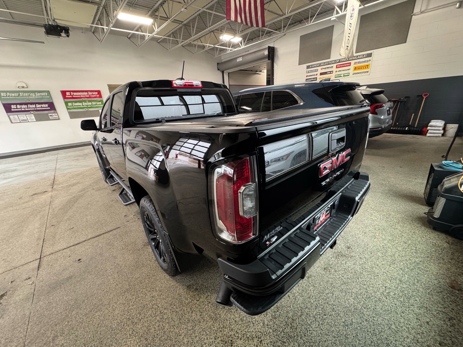 Used 2022 GMC Canyon Elevation w/ Trailering Package image 7