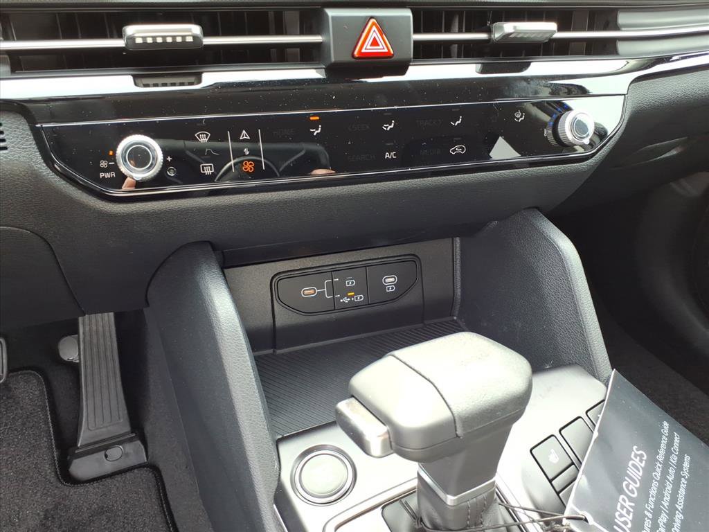 New 2026 Kia Sportage LX image 23