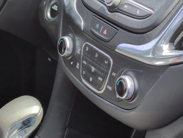 Used 2023 Chevrolet Equinox LT FWD image 12