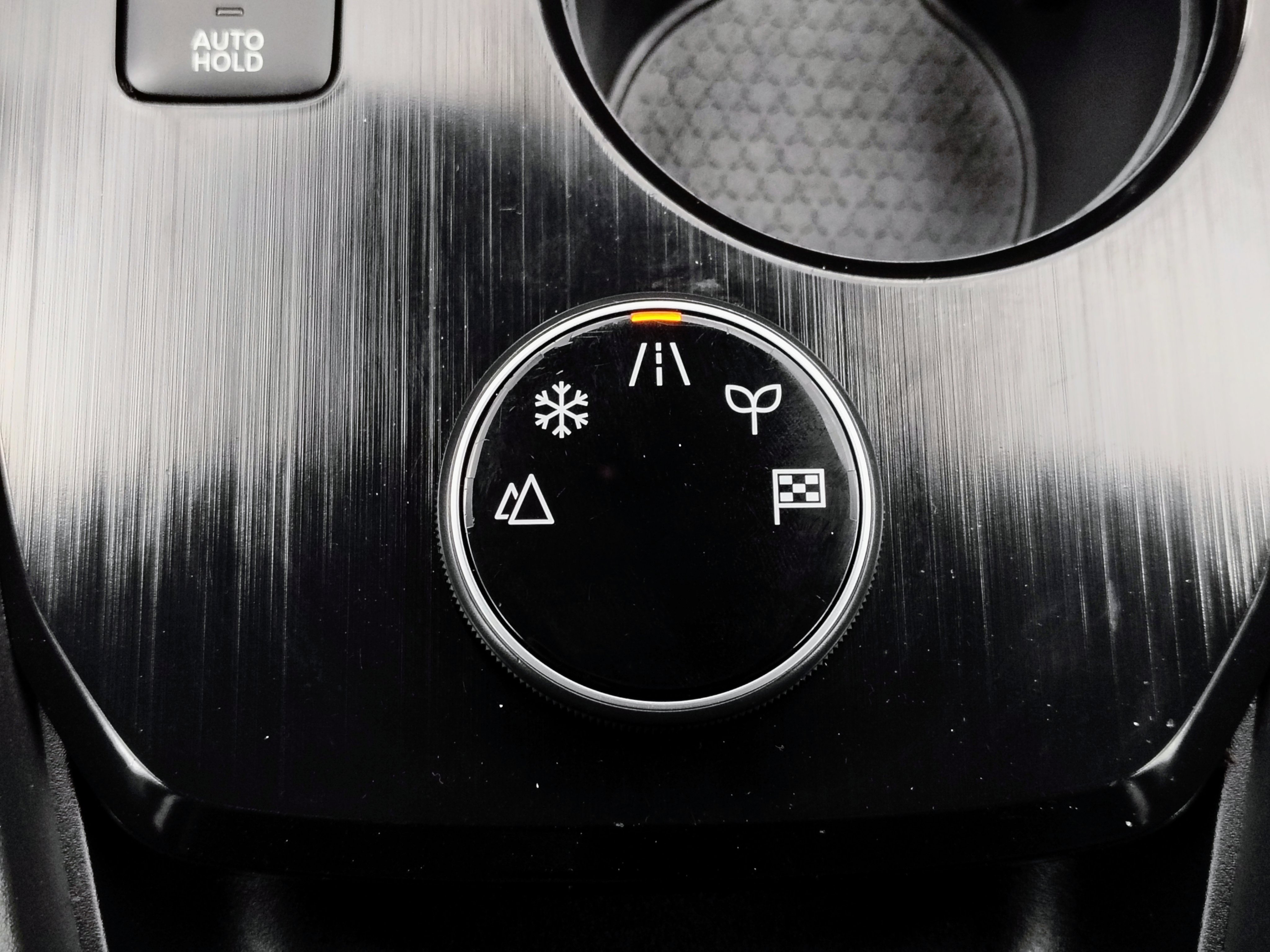 Used 2022 Nissan Rogue S image 31