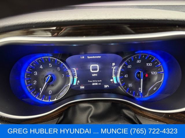 Used 2022 Chrysler Pacifica Limited FWD image 8